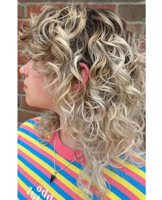 Women With Curly Hair